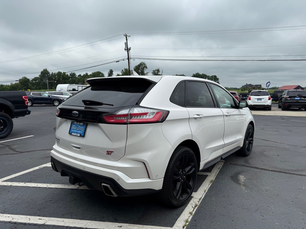 2019 Ford Edge Image 6