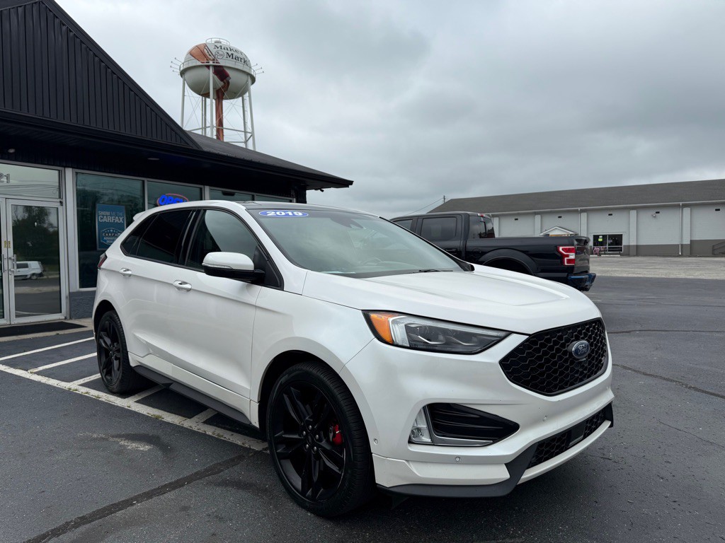 2019 Ford Edge Image 8