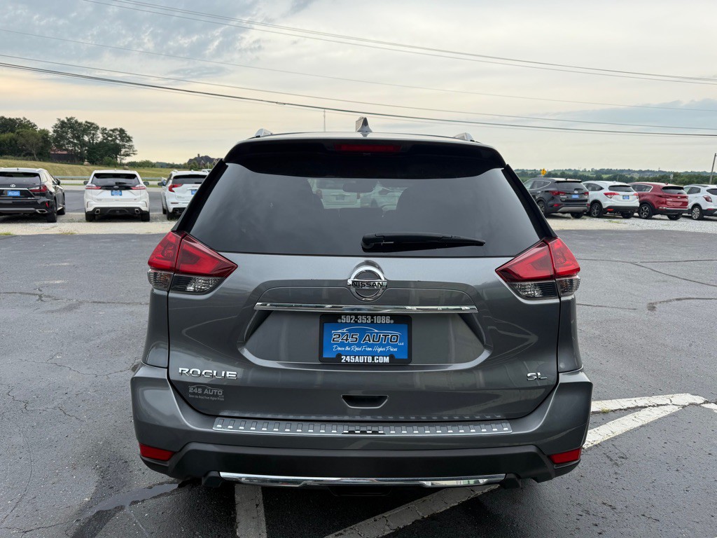 2018 Nissan Rogue Image 4