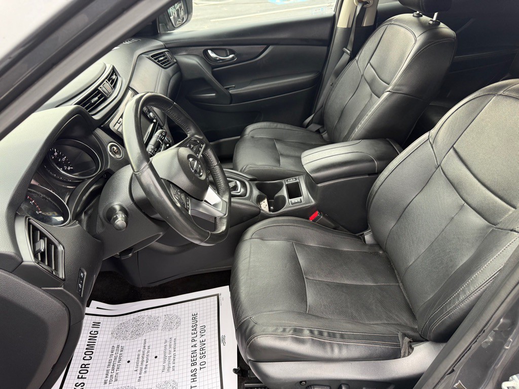 2018 Nissan Rogue Image 10
