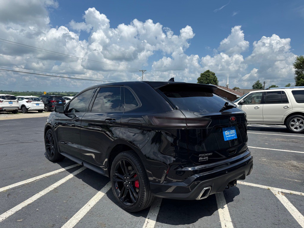 2019 Ford Edge Image 3