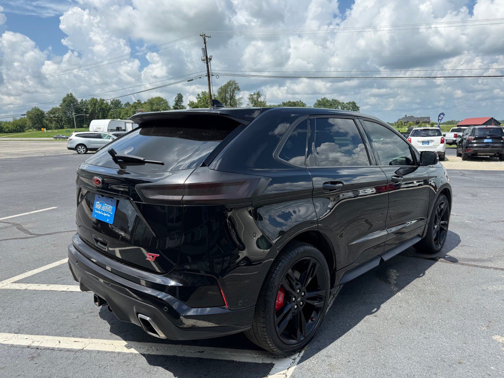 2019 Ford Edge Image 5