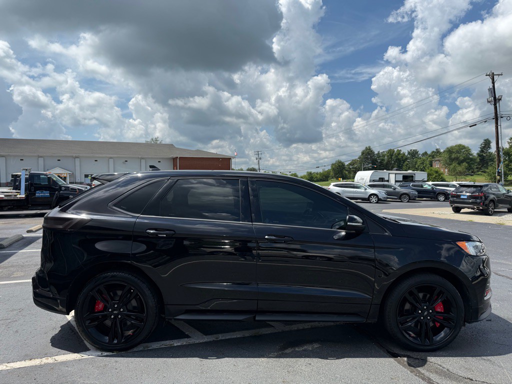 2019 Ford Edge Image 6