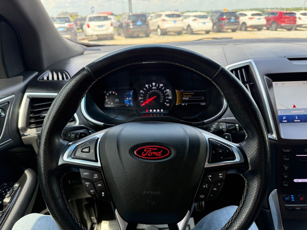 2019 Ford Edge Image 14