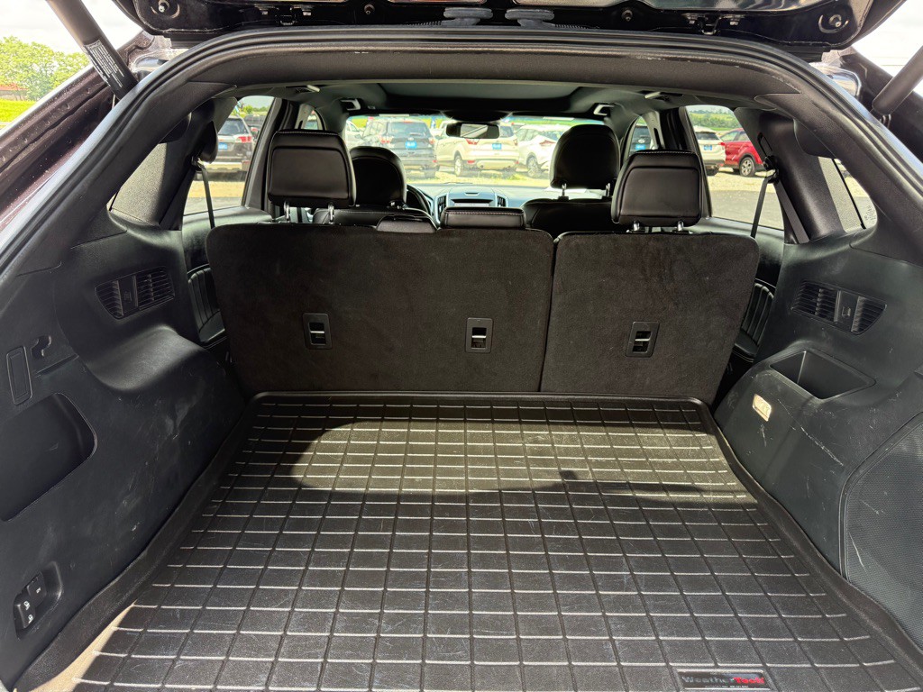2019 Ford Edge Image 27