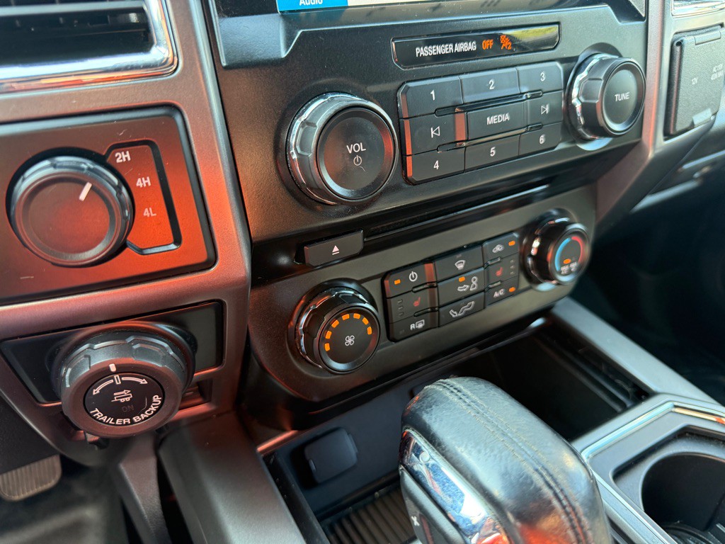 2016 Ford F-150 Image 18