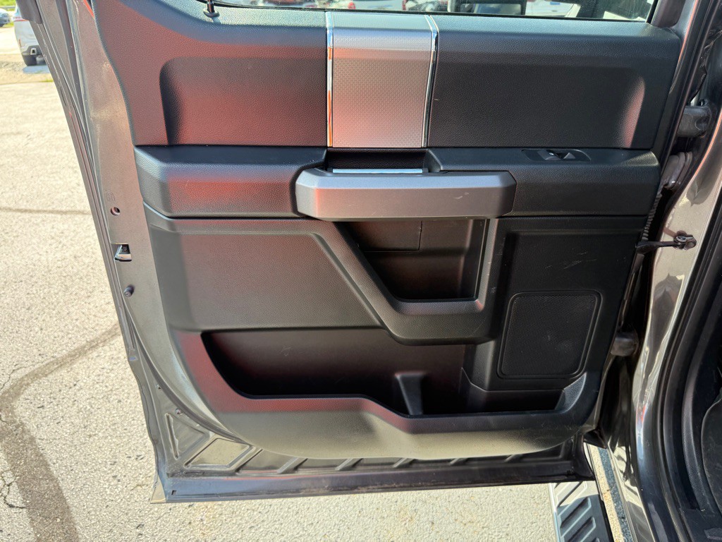 2016 Ford F-150 Image 24