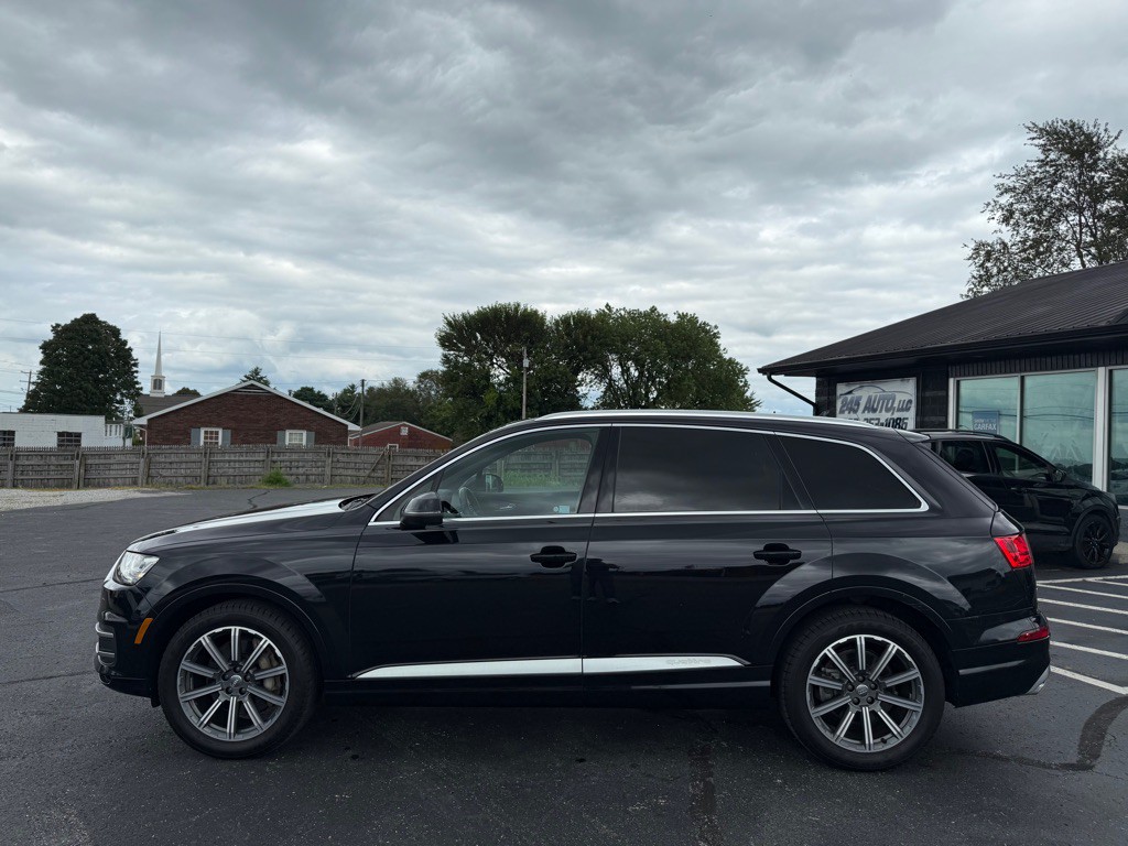 2018 Audi Q7 Image 2