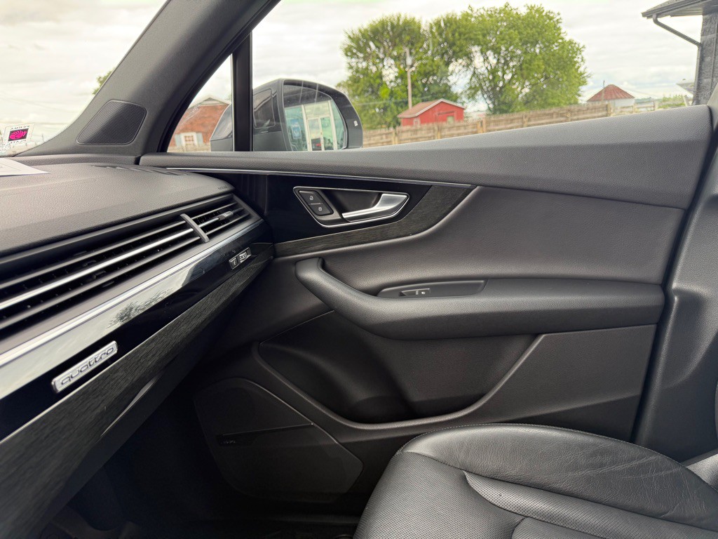 2018 Audi Q7 Image 21
