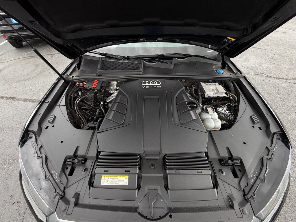 2018 Audi Q7 Image 32