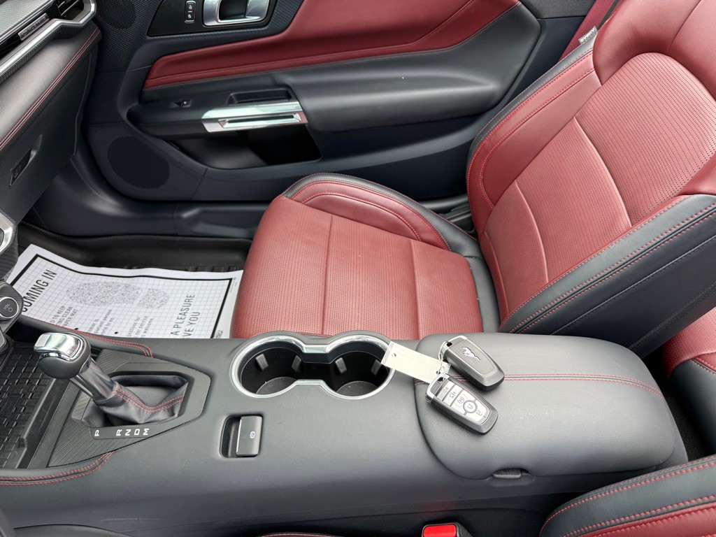 2024 Ford Mustang Image 17