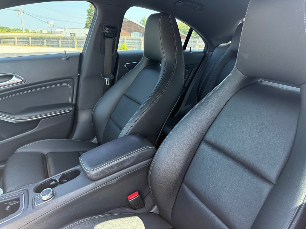 2019 Mercedes-Benz CLA-Class Image 11