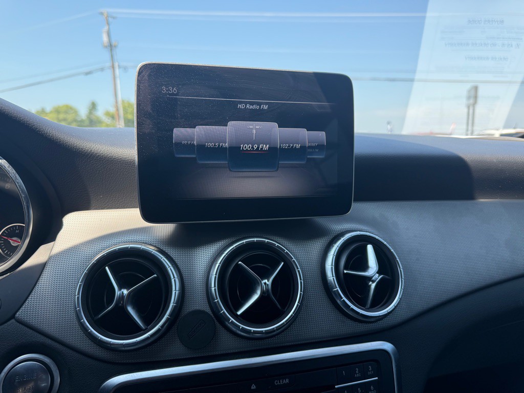 2019 Mercedes-Benz CLA-Class Image 14