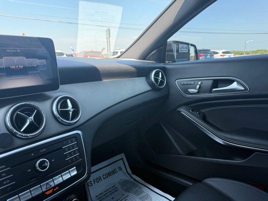 2019 Mercedes-Benz CLA-Class Image 18
