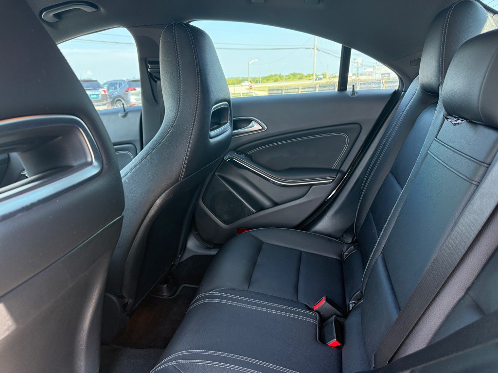 2019 Mercedes-Benz CLA-Class Image 21