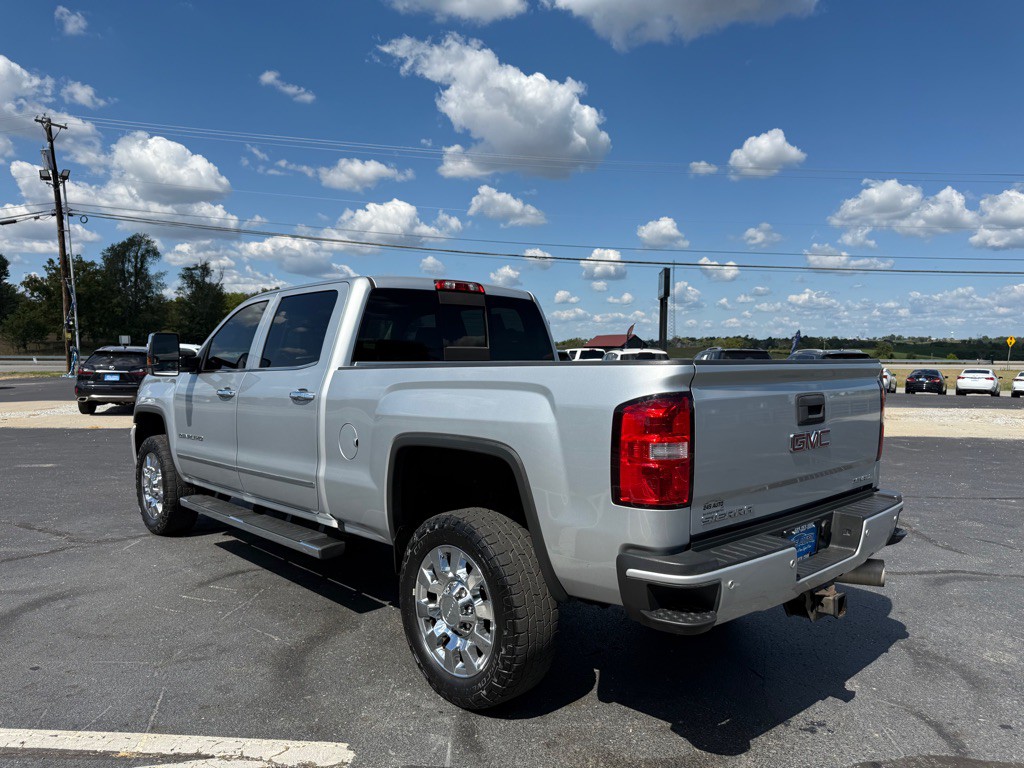 2019 GMC Sierra Image 3