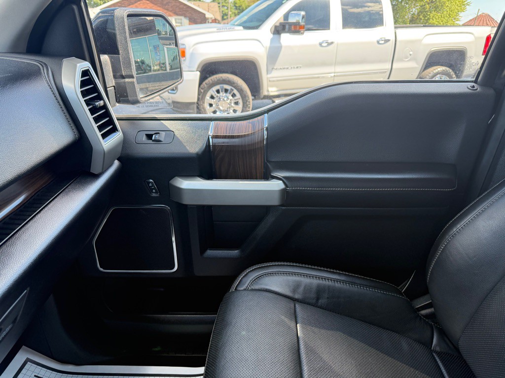 2017 Ford F-150 Image 22