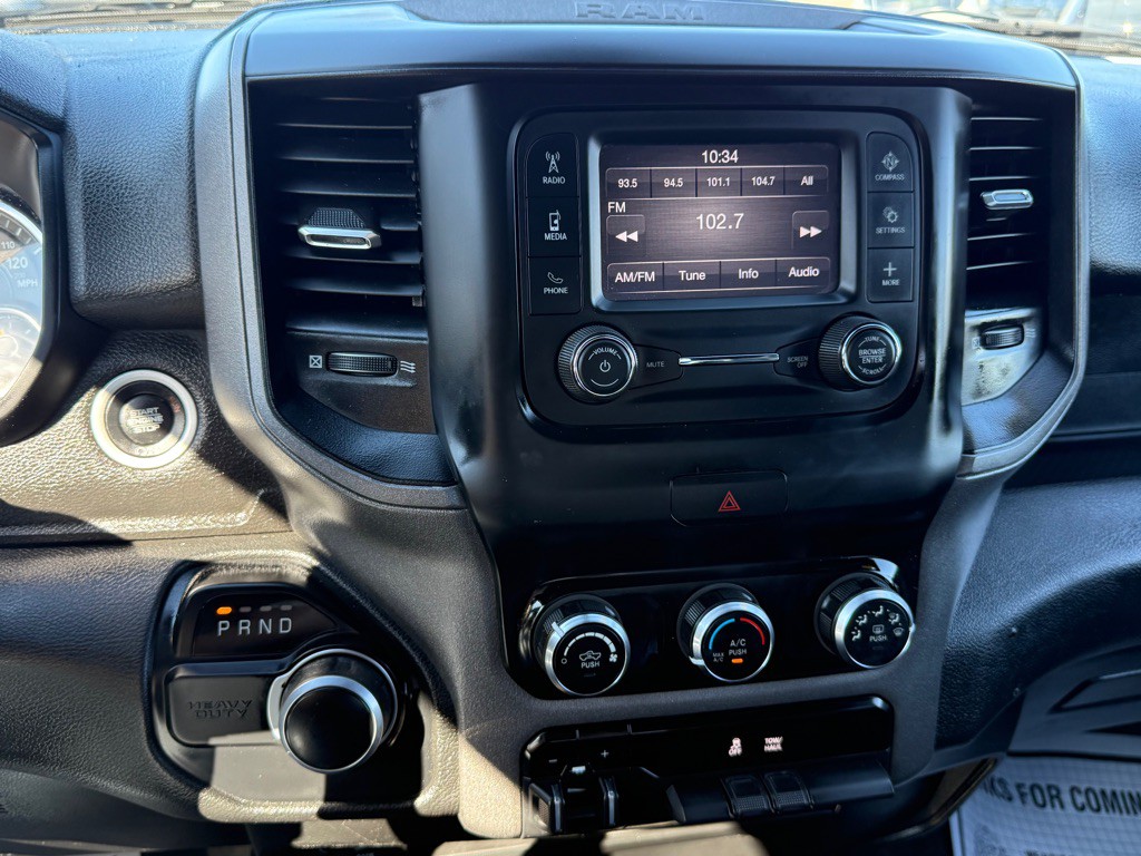 2021 RAM 2500 Image 16
