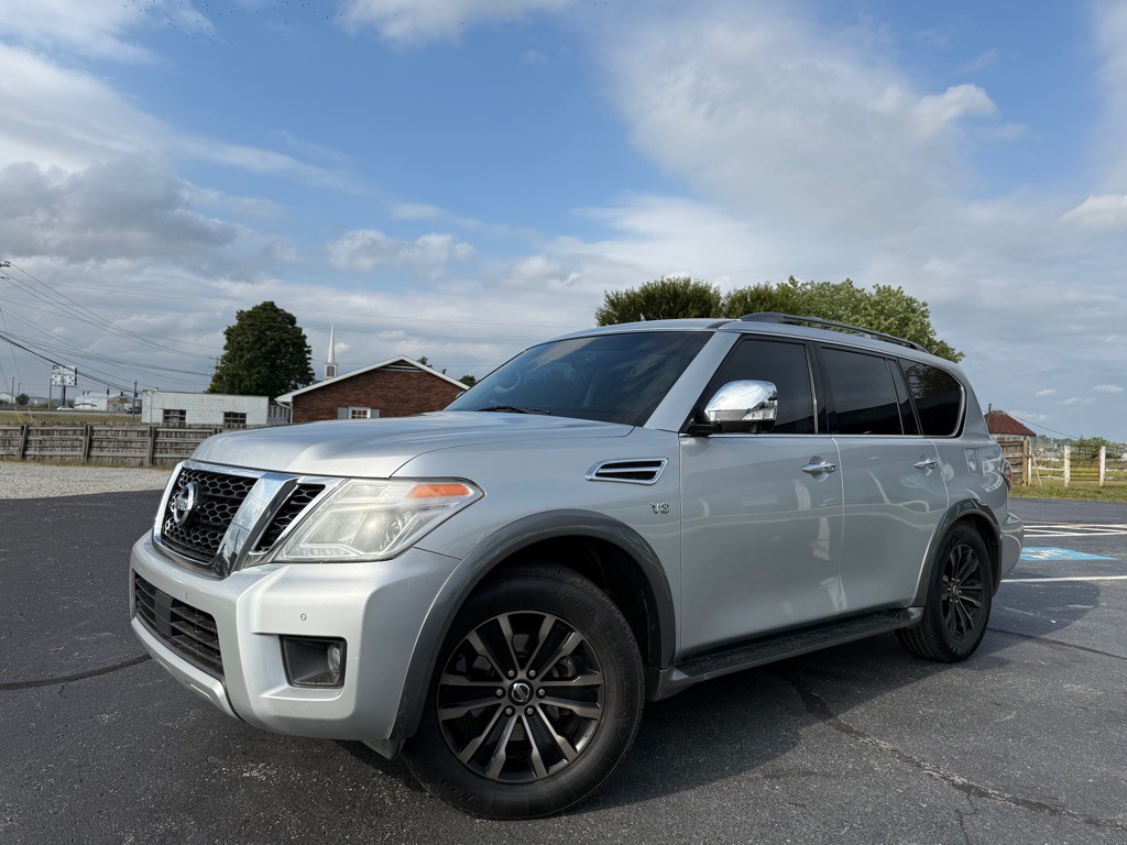 2017 Nissan Armada Image 1