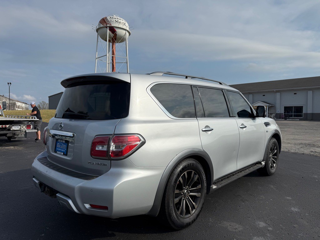 2017 Nissan Armada Image 5