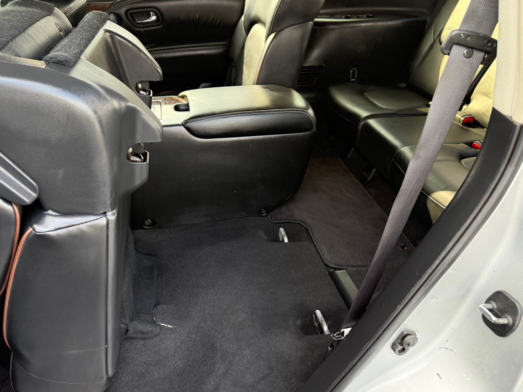 2017 Nissan Armada Image 23
