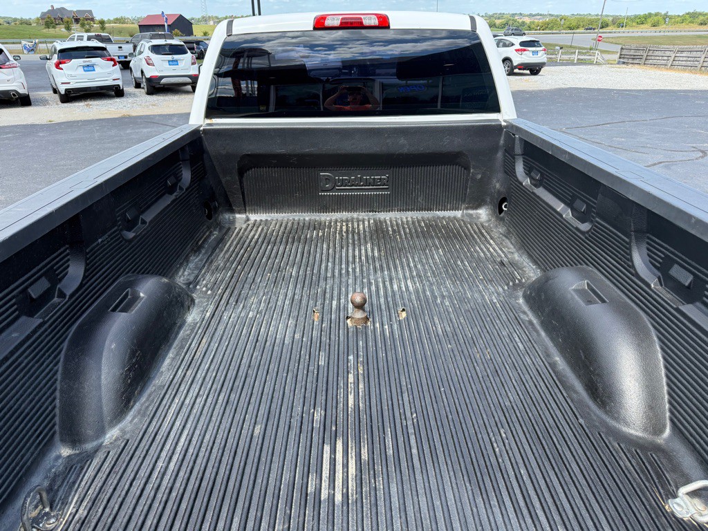 2015 Chevrolet Silverado 1500 Image 17
