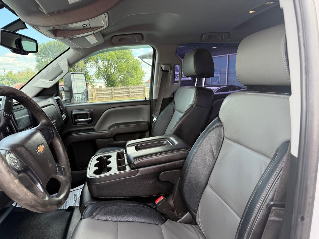 2015 Chevrolet Silverado 1500 Image 25