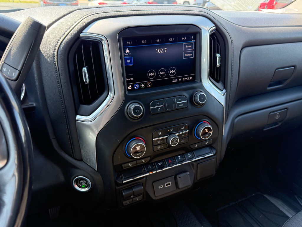 2019 Chevrolet Silverado 1500 Image 18