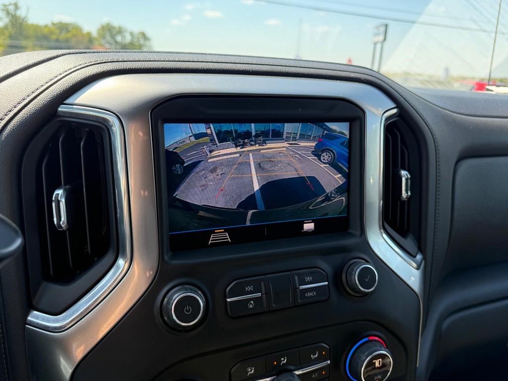 2019 Chevrolet Silverado 1500 Image 19
