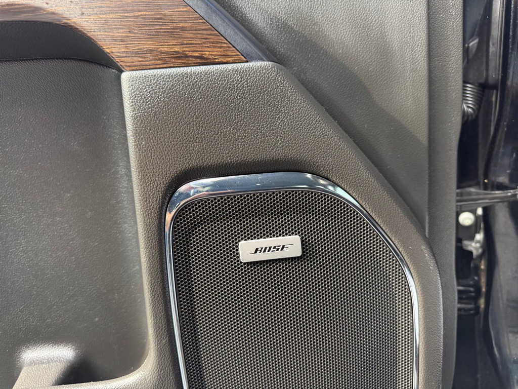 2017 GMC Sierra Image 11