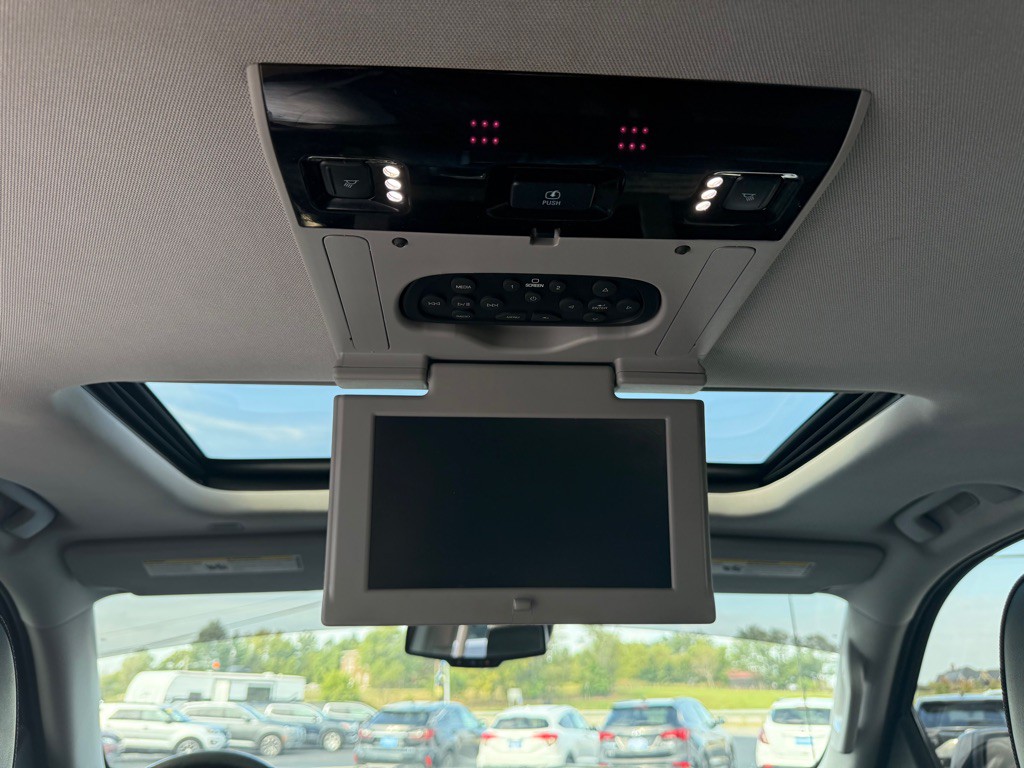 2017 GMC Sierra Image 28