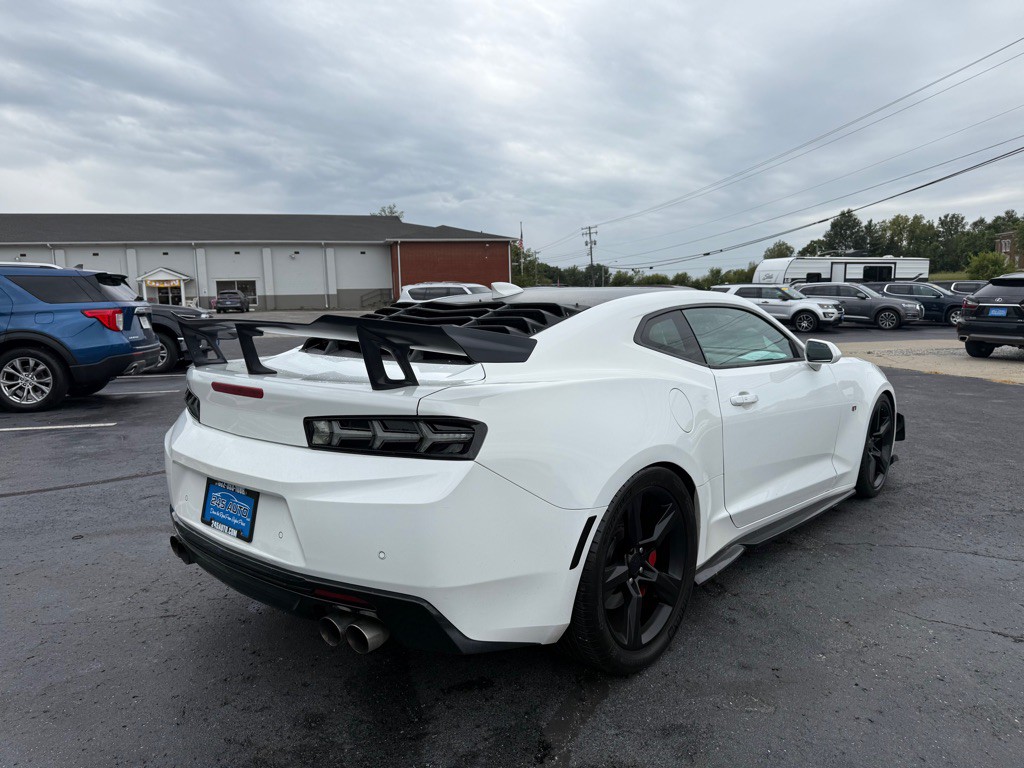 2016 Chevrolet Camaro Image 5