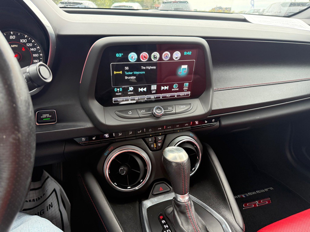 2016 Chevrolet Camaro Image 18