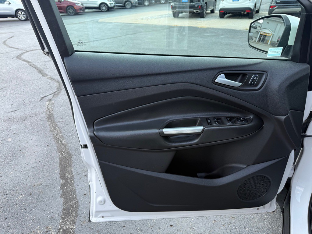 2018 Ford Escape Image 9