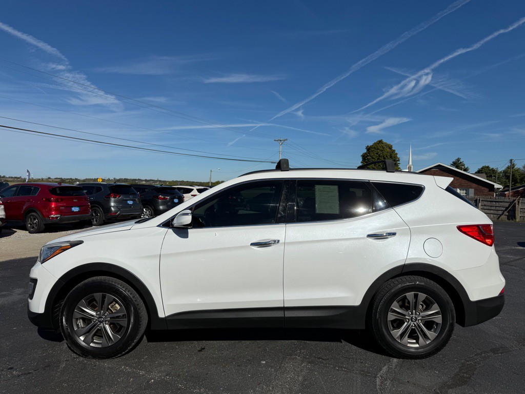 2015 Hyundai Santa Fe Sport Image 2