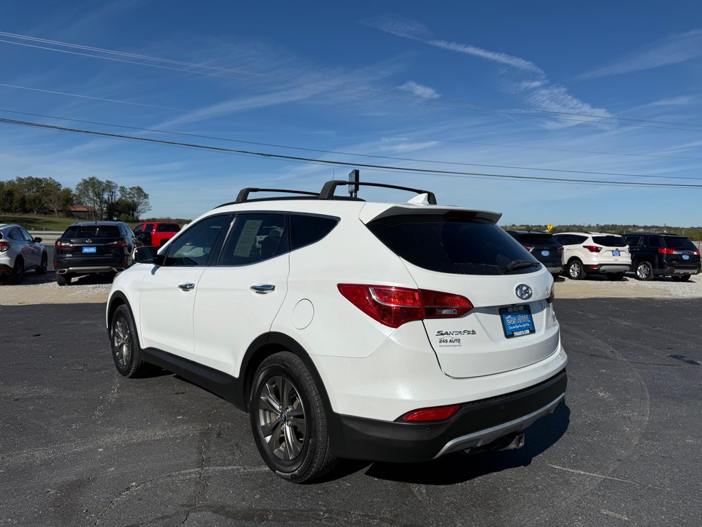 2015 Hyundai Santa Fe Sport Image 3