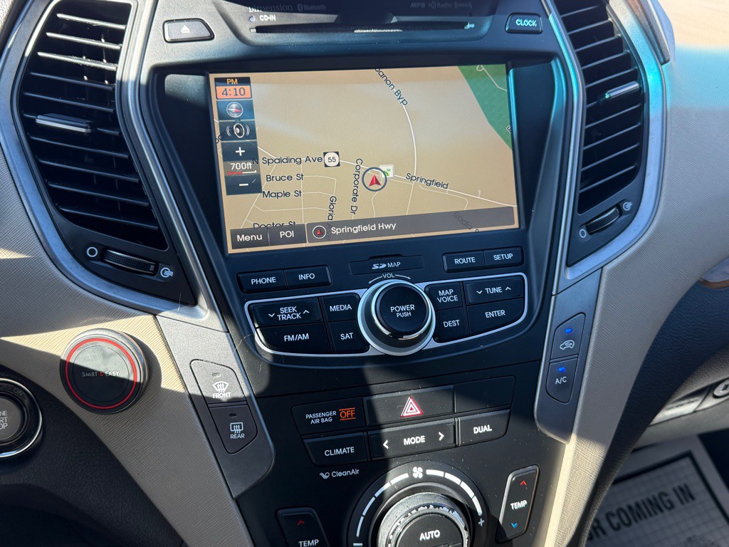 2015 Hyundai Santa Fe Sport Image 17