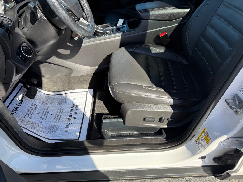 2017 Ford Escape Image 10