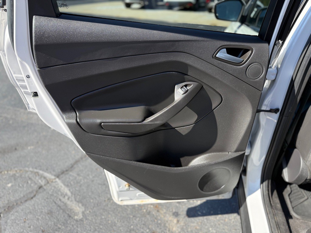 2017 Ford Escape Image 21