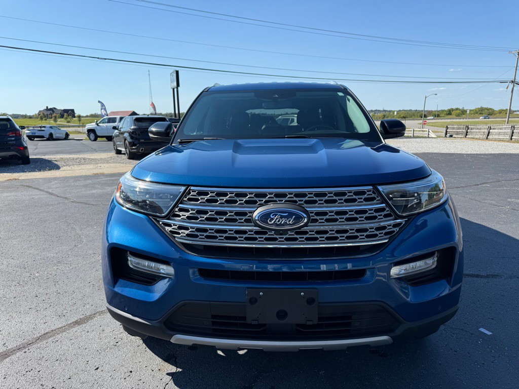 2021 Ford Explorer Image 8