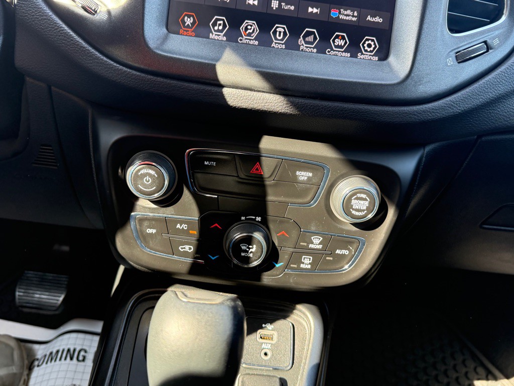 2018 Jeep Compass Image 17