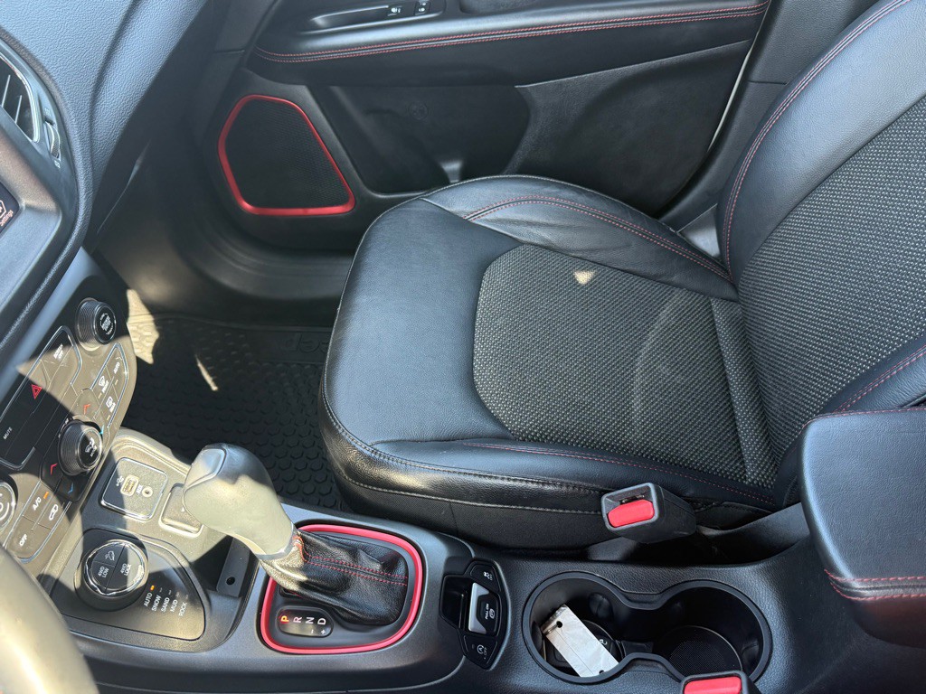 2018 Jeep Compass Image 19