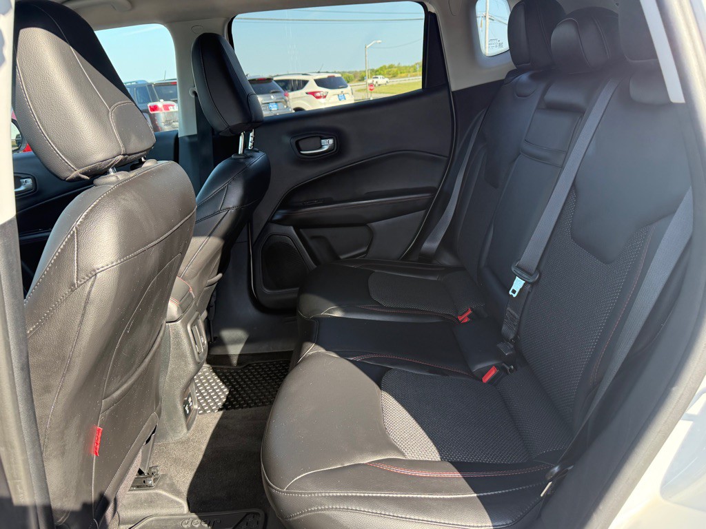 2018 Jeep Compass Image 23