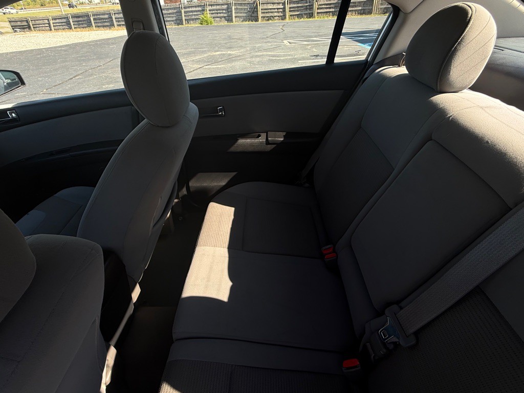 2011 Nissan Sentra Image 18