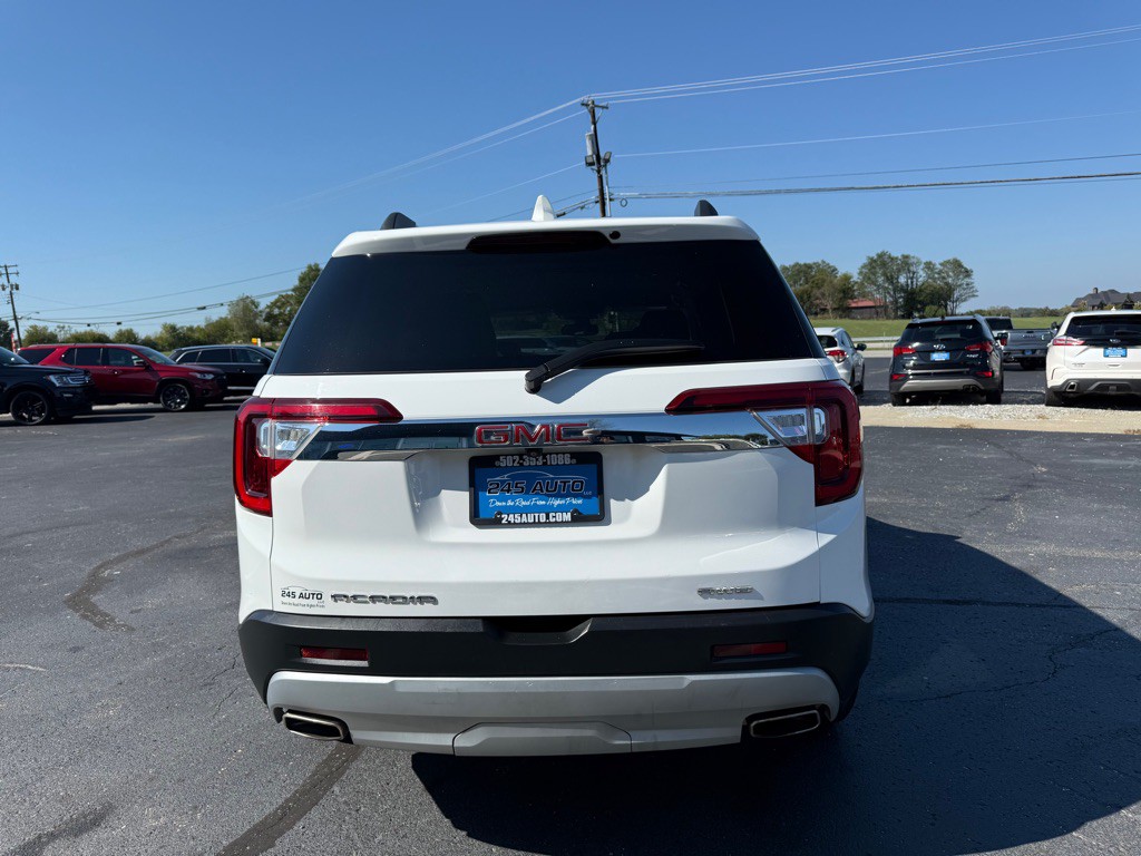 2023 GMC Acadia Image 4