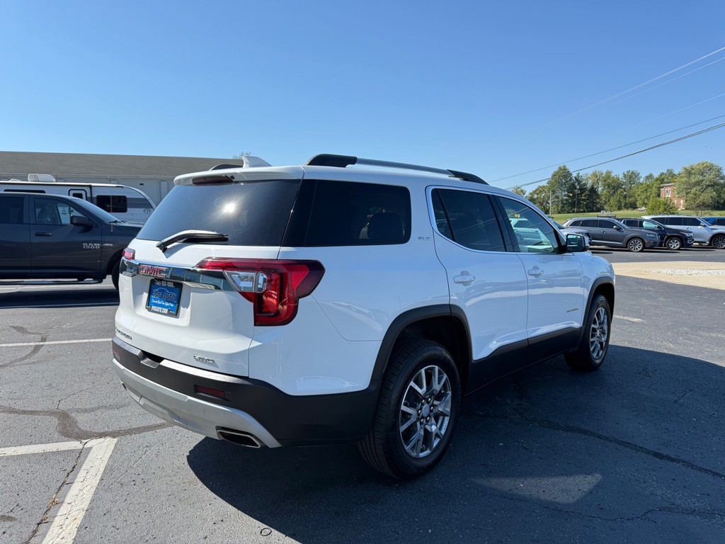 2023 GMC Acadia Image 5