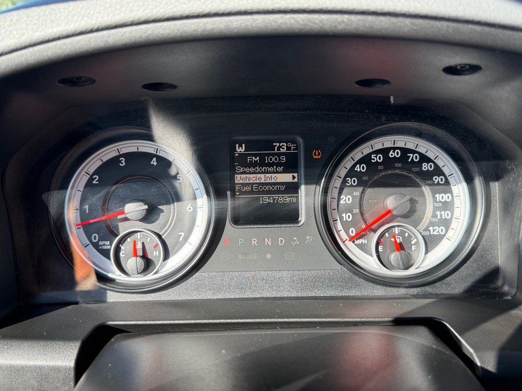 2014 RAM 1500 Image 14