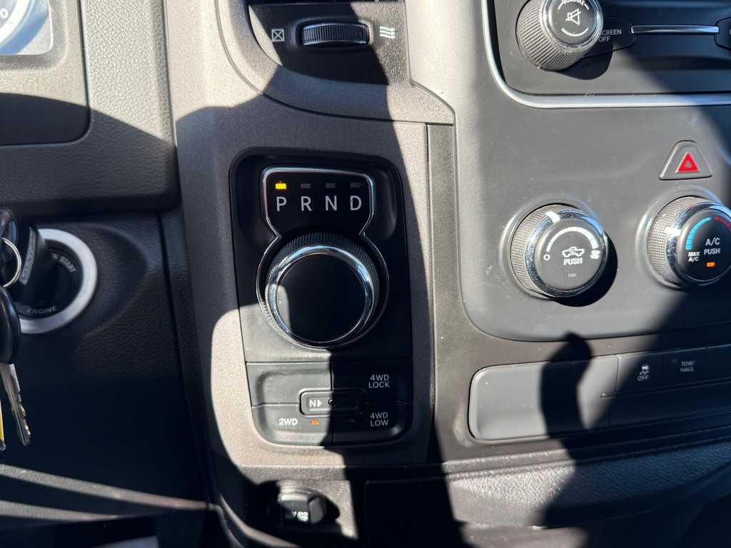 2014 RAM 1500 Image 15