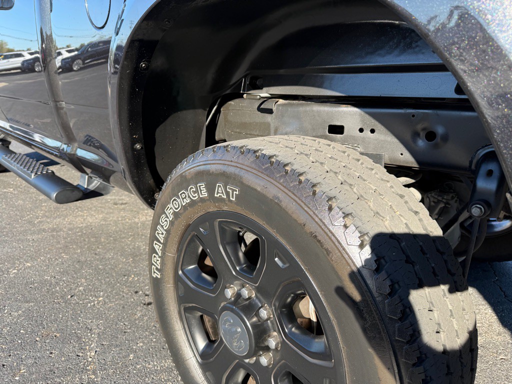 2018 RAM 2500 Image 3