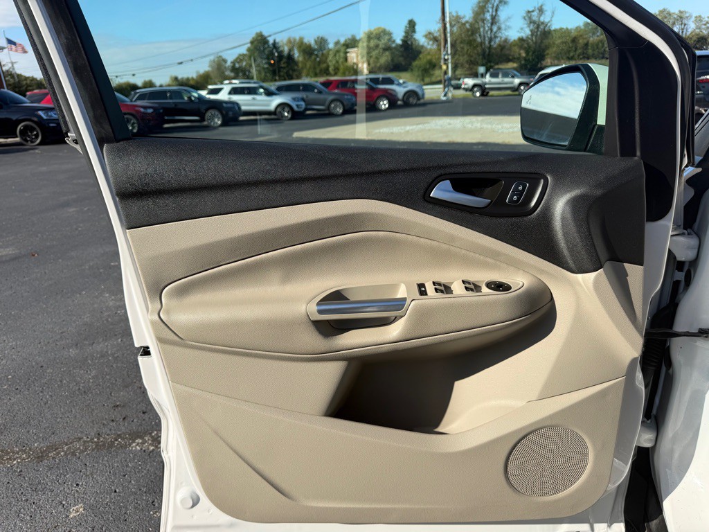 2019 Ford Escape Image 10